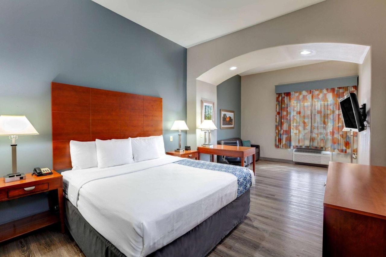 Comfort Inn & Suites Cleveland Kültér fotó