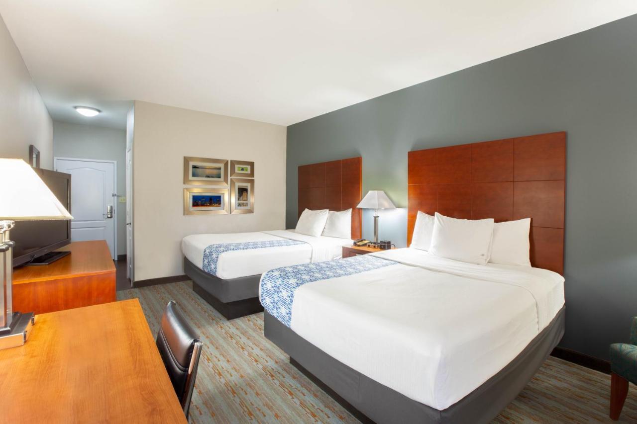 Comfort Inn & Suites Cleveland Kültér fotó
